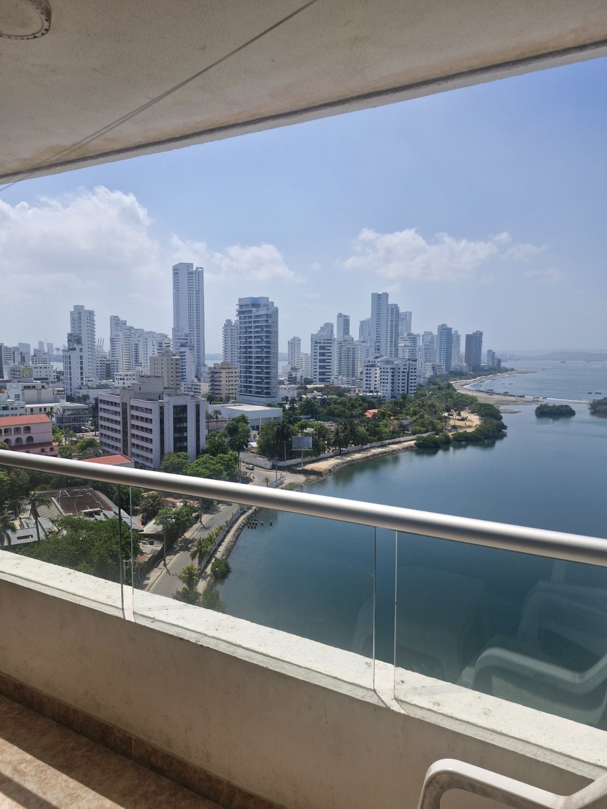 Apartamento 15-2A balcón