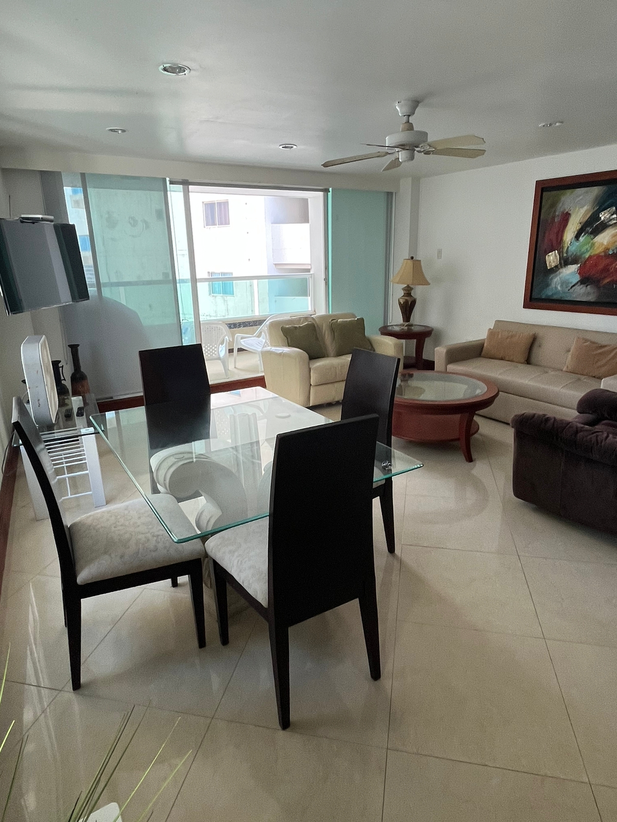 Apartamento 16-1C comedor