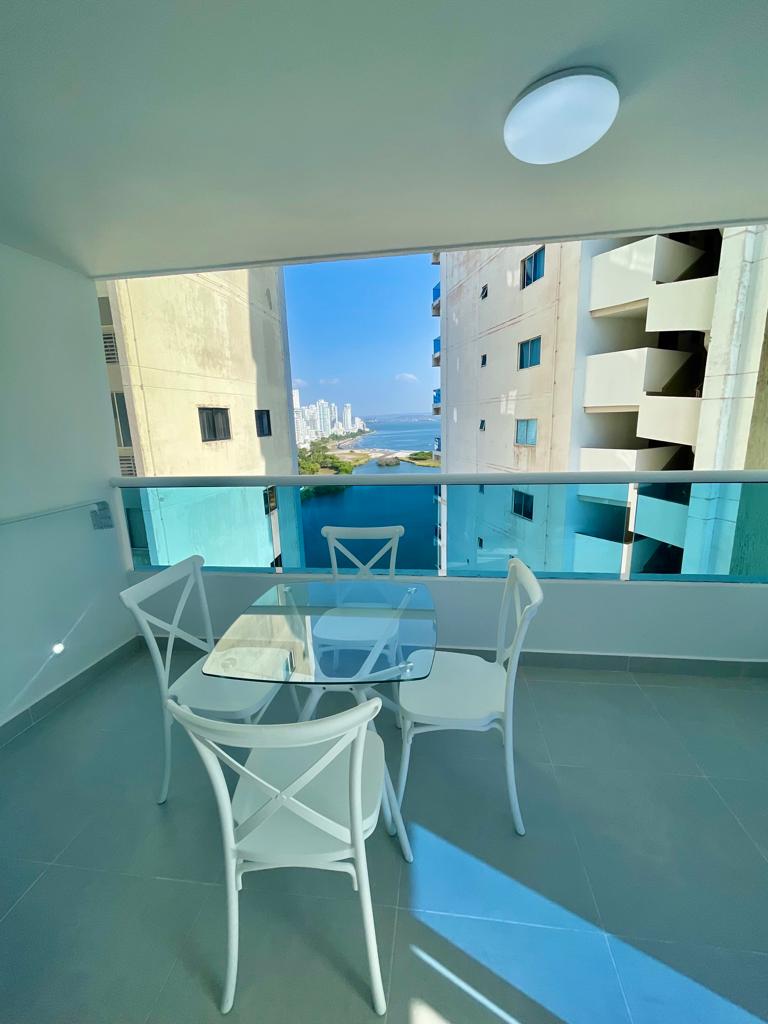 Apartamento 18-2C balcón