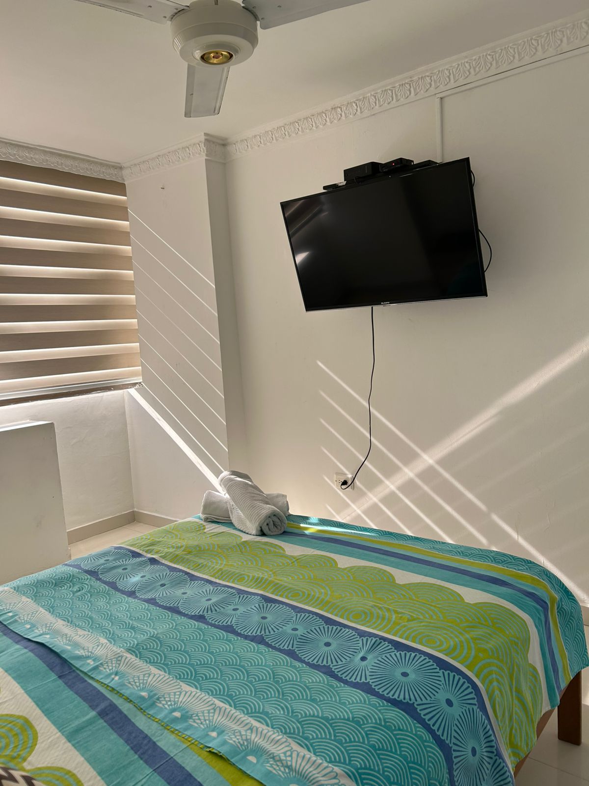 Apartamento 23-3B alcoba