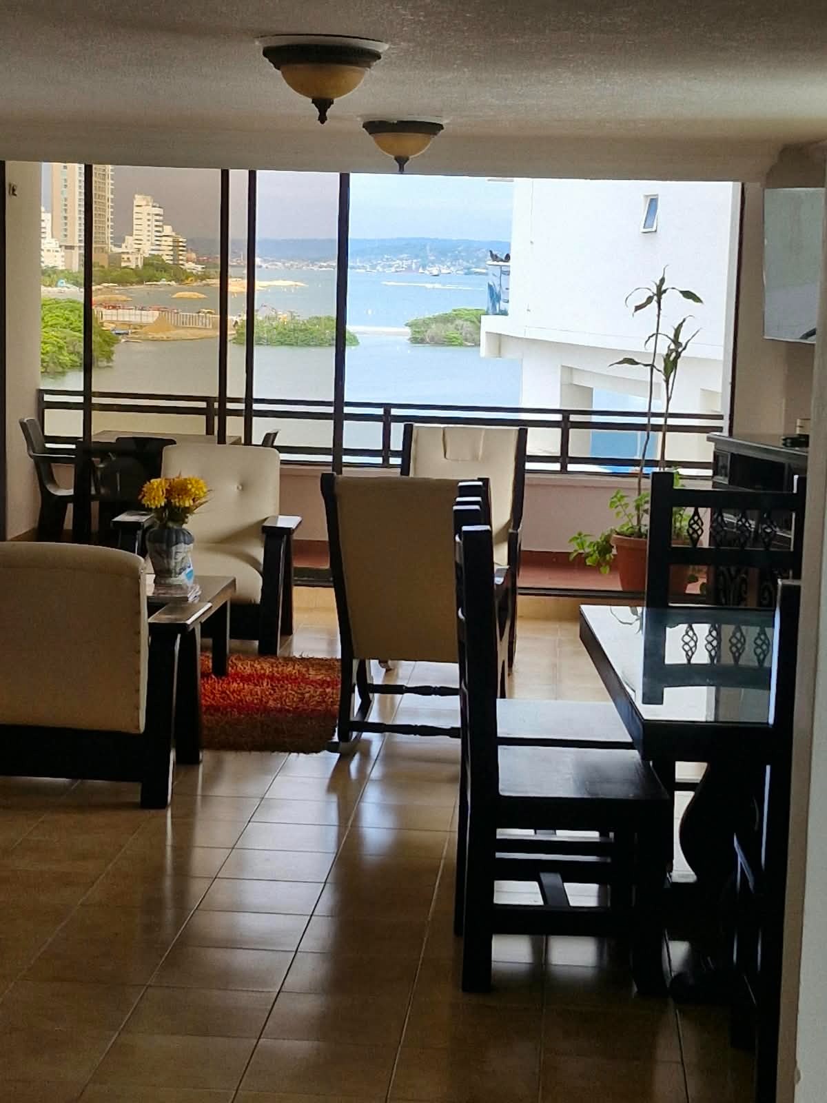 Apartamento 6-2C comedor